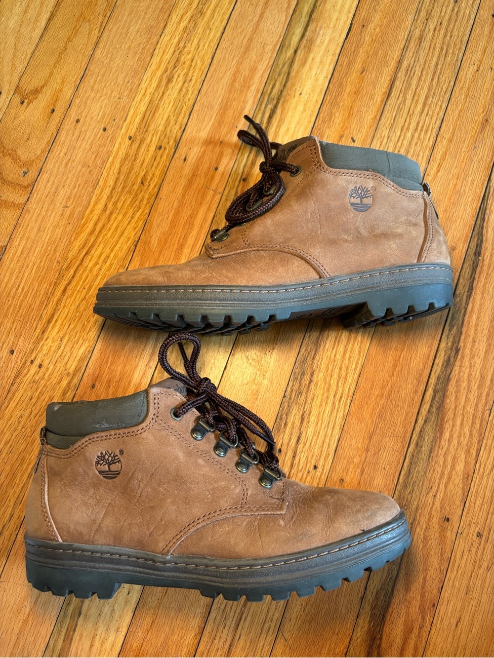 Vintage Timberland Women’s Brown Leather Lace-Up Hiking Boots